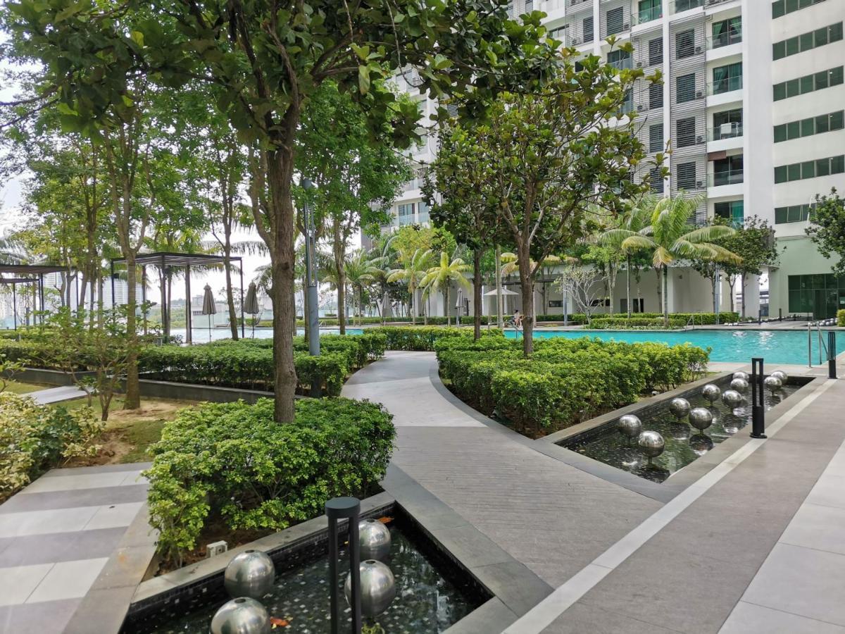 Studio Apartment Cyberjaya Near Bus Terminal Εξωτερικό φωτογραφία