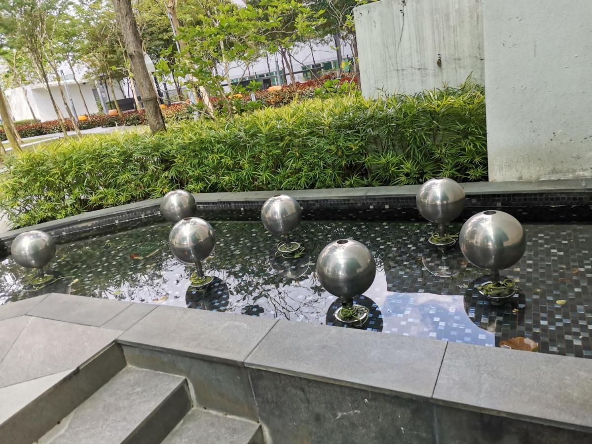 Studio Apartment Cyberjaya Near Bus Terminal Εξωτερικό φωτογραφία